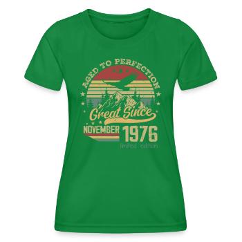 48 years old Aged to Perfection born: November 1976 - Women's Functional T-Shirt - kelly green - Front - AI Model Female 172 dark (172cm)