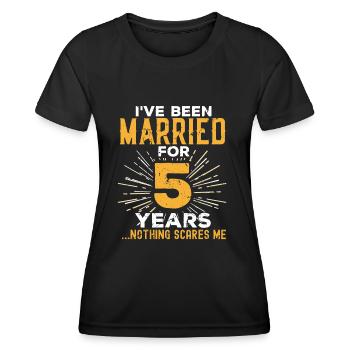 5th Wedding Anniversary Funny Couples Married Gift - Women's Functional T-Shirt - black - Front - AI Model Female 172 light (172cm)