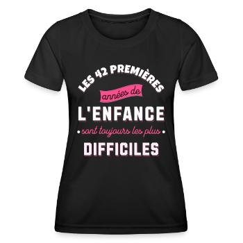 Anniversaire 42 ans Idée cadeau date de naissance - T-shirt sport Femme - noir - Devant - AI Model Female 172 light (172cm)