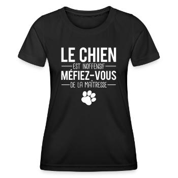 Le chien est inoffensif maman chien humour - T-shirt sport Femme - noir - Devant - AI Model Female 172 light (172cm)