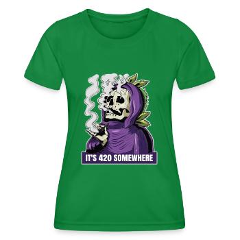 C’est 420 Somewhere Cannabis Weed Smoking THC Ganja - T-shirt sport Femme - vert - Devant - AI Model Female 172 dark (172cm)
