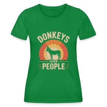 Donkeys Over People Lustiger Esel Spruch - Frauen Funktions-T-Shirt - Kelly Green - Vorne - AI Model Female 172 dark (172cm)