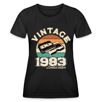 Rétro sunset videotape 1983 - T-shirt sport Femme - noir - Devant - AI Model Female 172 light (172cm)