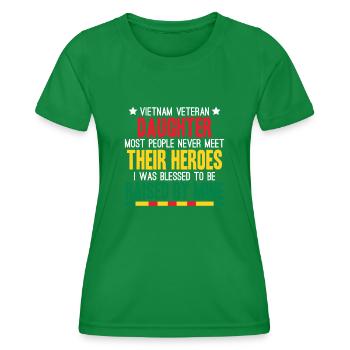 Stolze Tochter Eines Vietnam-veteranen - Frauen Funktions-T-Shirt - Kelly Green - Vorne - AI Model Female 172 dark (172cm)