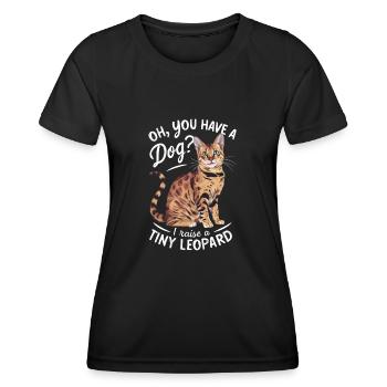 Katze Winzig Leopard Geschenk - Frauen Funktions-T-Shirt - Schwarz - Vorne - AI Model Female 172 light (172cm)