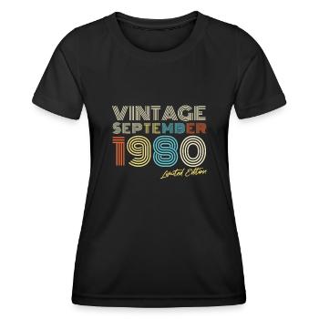 Vintage Im September 1980 Geschenkidee - Frauen Funktions-T-Shirt - Schwarz - Vorne - AI Model Female 172 light (172cm)