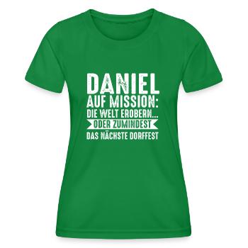 First name Daniel - Women's Functional T-Shirt - kelly green - Front - AI Model Female 172 dark (172cm)