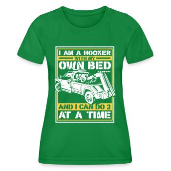 Abschleppwagen Truck Abschlepper - Frauen Funktions-T-Shirt - Kelly Green - Vorne - AI Model Female 172 dark (172cm)