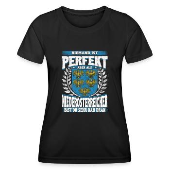 Perfektion aus Niederösterreich – Stolz und Heimat - Frauen Funktions-T-Shirt - Schwarz - Vorne - AI Model Female 172 light (172cm)