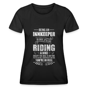 Wirt Feier Shot Wein - Frauen Funktions-T-Shirt - Schwarz - Vorne - AI Model Female 172 light (172cm)