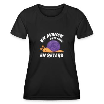En avance c'est aussi en retard - T-shirt sport Femme - noir - Devant - AI Model Female 172 light (172cm)