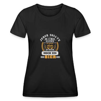 Jeder sollte an etwas glauben ich glaube an Bier - Frauen Funktions-T-Shirt - Schwarz - Vorne - AI Model Female 172 light (172cm)