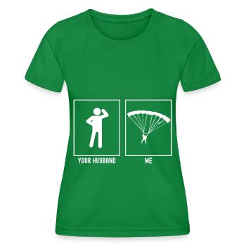 Ihr Ehemann - Ich - Gleitschirmfliegen Sturz - Frauen Funktions-T-Shirt - Kelly Green - Vorne - AI Model Female 172 dark (172cm)