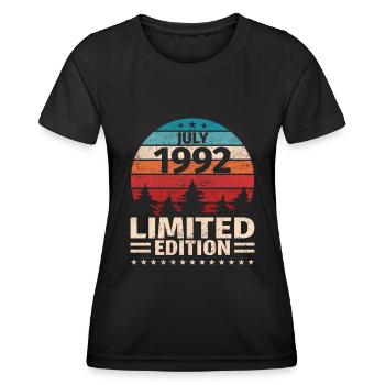 31. Geburtstag Juli Jahrgang 1992 Vintage - Frauen Funktions-T-Shirt - Schwarz - Vorne - AI Model Female 172 light (172cm)