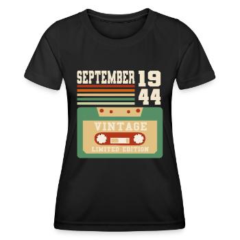 78th Birthday September Vintage 1945 Vintage - Women's Functional T-Shirt - black - Front - AI Model Female 172 light (172cm)