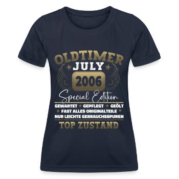 Oldtimer Juli 2006 16. Geburtstag Geschenk Herren - Frauen Funktions-T-Shirt - Navy - Vorne - AI Model Female 172 light (172cm)