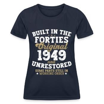 Built in the forties 1949 75. Geburtstag Herren - Frauen Funktions-T-Shirt - Navy - Vorne - AI Model Female 172 light (172cm)