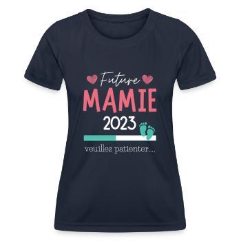 Future Mamie 2023 Cadeau annonce de grossesse - T-shirt sport Femme - bleu marine - Devant - AI Model Female 172 light (172cm)
