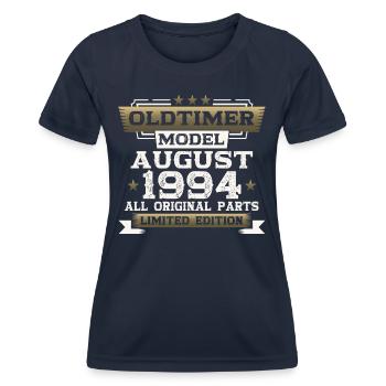 29th Birthday Man Oldtimer August Vintage 1994 - T-shirt sport Femme - bleu marine - Devant - AI Model Female 172 light (172cm)