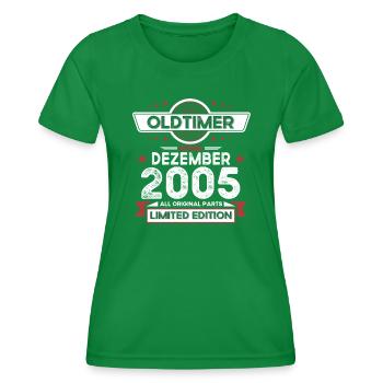 18. Geburtstag Oldtimer Dezember Jahrgang 2005 - Frauen Funktions-T-Shirt - Kelly Green - Vorne - AI Model Female 172 dark (172cm)
