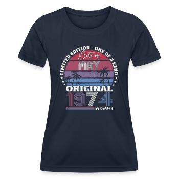 Original mai 1974 Vintage 1974 anniversaire 1974 - T-shirt sport Femme - bleu marine - Devant - AI Model Female 172 light (172cm)