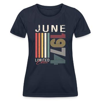 Original Juin 1974 Millésime 1974 Anniversaire 1974 - T-shirt sport Femme - bleu marine - Devant - AI Model Female 172 light (172cm)
