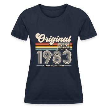 1983 Jahrgang Retro Vintage Geburtstag Geschenk - Frauen Funktions-T-Shirt - Navy - Vorne - AI Model Female 172 light (172cm)