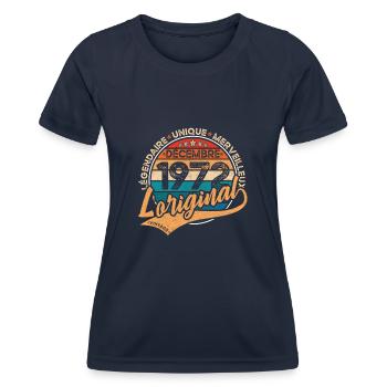 Anniversaire Décembre 1972 L’original 1972 Décembre - T-shirt sport Femme - bleu marine - Devant - AI Model Female 172 light (172cm)