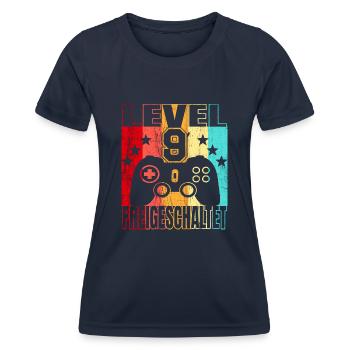 9 Jahre Geburtstagsshirt Zocker Gamer 9. - Frauen Funktions-T-Shirt - Navy - Vorne - AI Model Female 172 light (172cm)