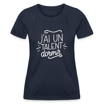 J'ai un talent : Dormir - T-shirt sport Femme - bleu marine - Devant - AI Model Female 172 light (172cm)