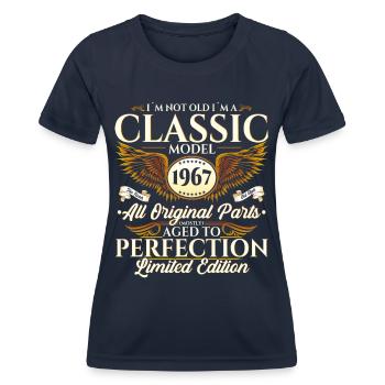 Vintage 1967 Anniversaire Vintage Cadeau Hommes - T-shirt sport Femme - bleu marine - Devant - AI Model Female 172 light (172cm)
