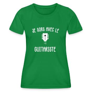 Je sors avec le guitariste t-shirt humour femme - T-shirt sport Femme - vert - Devant - AI Model Female 172 dark (172cm)