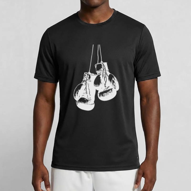 Conception de gants de boxe blancs suspendus. Conception de logo T-shirt sport Homme