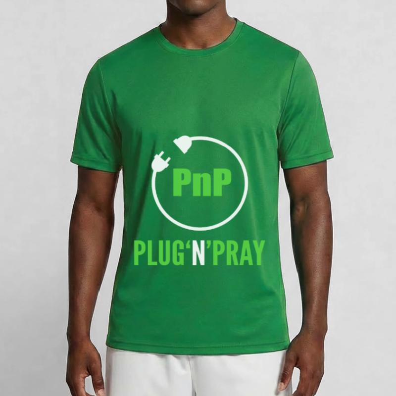 PnP = Plug'n'Pray Programming Programmer Coding Männer Funktions-T-Shirt