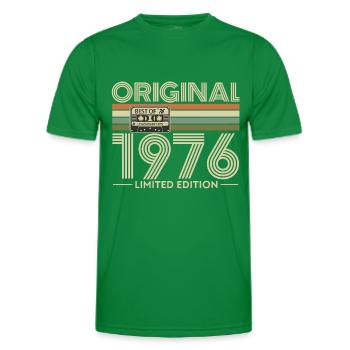 1976 - Männer Funktions-T-Shirt - Kelly Green - Vorne - AI Model Male 178 dark (178cm)