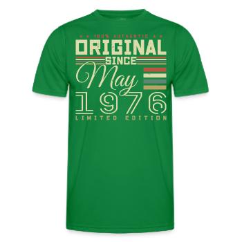 Gift Anniversaire Mai 1976, Gift May 1976 - Männer Funktions-T-Shirt - Kelly Green - Vorne - AI Model Male 178 dark (178cm)