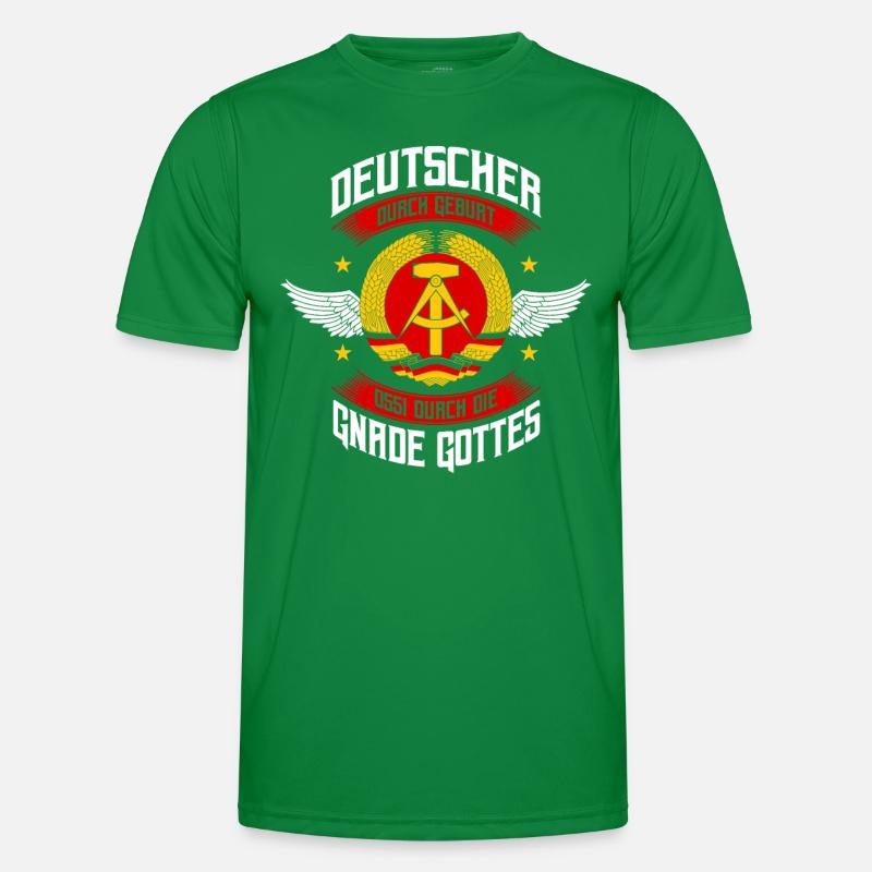 Deutscher Durch Geburt Ossi Durch Die Gnade Gottes Männer Funktions-T-Shirt
