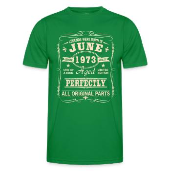 Vintage Juni 1973 Geburtstag - Männer Funktions-T-Shirt - Kelly Green - Vorne - AI Model Male 178 dark (178cm)