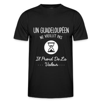 Un Guadeloupéen Ne Vieillit Pas Cadeau Guadeloupe - T-shirt sport Homme - noir - Devant - AI Model Male 178 dark (178cm)