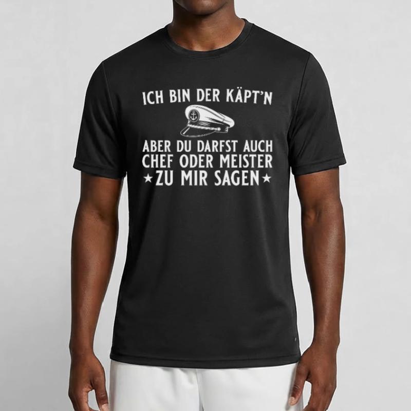 Kapitän Chef oder Meister - Bootsfahrer Männer Funktions-T-Shirt