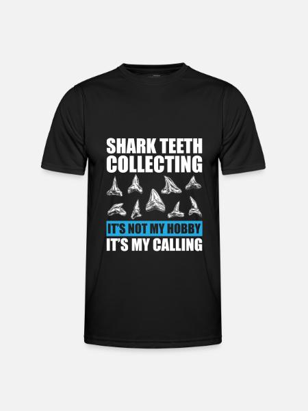 Collecting fossilized shark teeth - Men's Functional T-Shirt - black