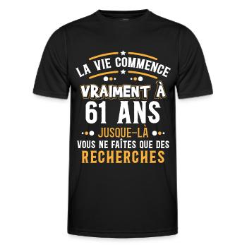 Anniversaire 61 ans. Idée cadeau original citation - T-shirt sport Homme - noir - Devant - AI Model Male 178 dark (178cm)