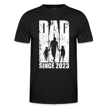 PAPA ZWEI KINDER DAD SINCE 2023 - Männer Funktions-T-Shirt - Schwarz - Vorne - AI Model Male 178 dark (178cm)