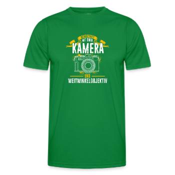 Bewaffnet mit einer KAMERA und WEITWINKELOBJEKTIV - Männer Funktions-T-Shirt - Kelly Green - Vorne - AI Model Male 178 dark (178cm)