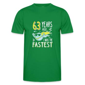 63 Years Ago I Was The Fastest 63. Geburtstag - Männer Funktions-T-Shirt - Kelly Green - Vorne - AI Model Male 178 dark (178cm)