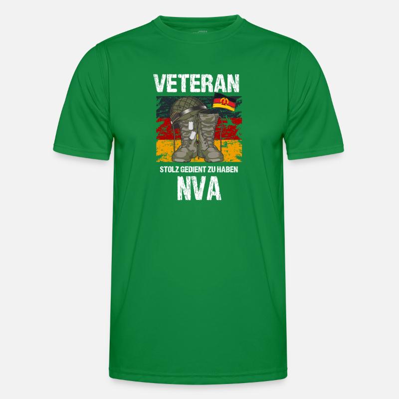 Stolzer NVA Veteran der DDR Armee Männer Funktions-T-Shirt