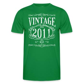 Birthday - Vintage since May 2011 - Men's Functional T-Shirt - kelly green - Front - AI Model Male 178 dark (178cm)