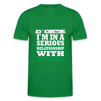 Lawn bowling My serious relationship funny - Männer Funktions-T-Shirt - Kelly Green - Vorne - AI Model Male 178 dark (178cm)