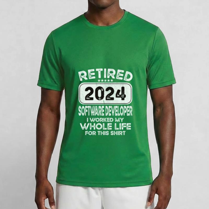Retired Software developer 2024 Männer Funktions-T-Shirt