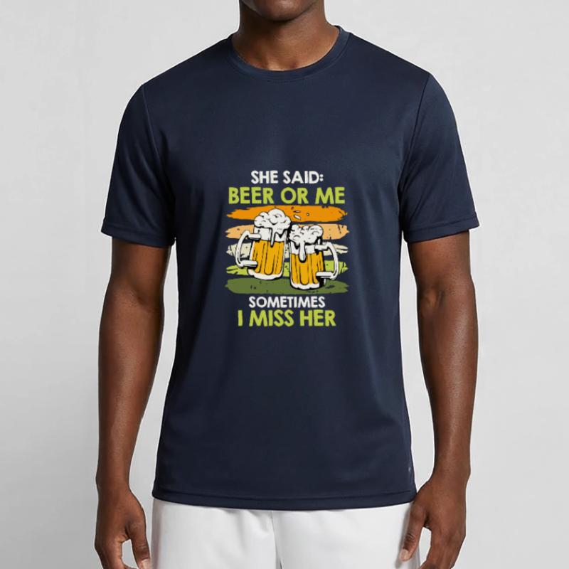 Männer Bier Spruch Ehefrau oder Bier Biertrinker Männer Funktions-T-Shirt
